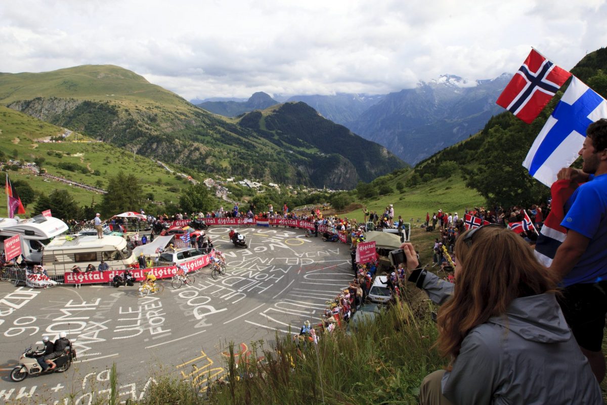 Alpe d'Huez Tour de France Auris