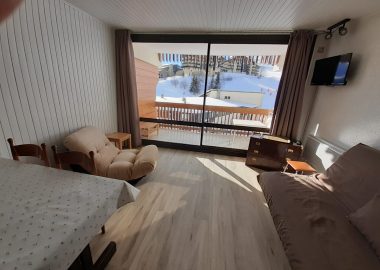 L’ Étendard A 205