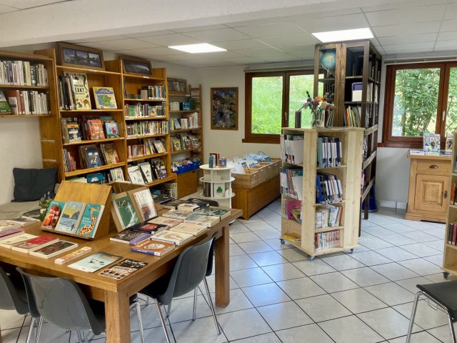 Gemeentelijke bibliotheek Auris en Oisans_Auris-en-Oisans