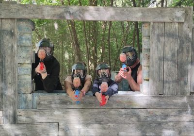 Gelblaster in het bos