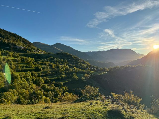 Richting Emparis vanuit Le Coin – La Balme, zonsopgang