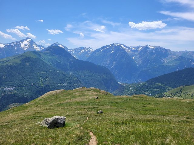Het Écrins-massief, gezien vanaf het wandelpad